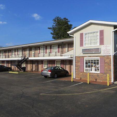 Pine Crest Motor Lodge Holly Springs Zewnętrze zdjęcie